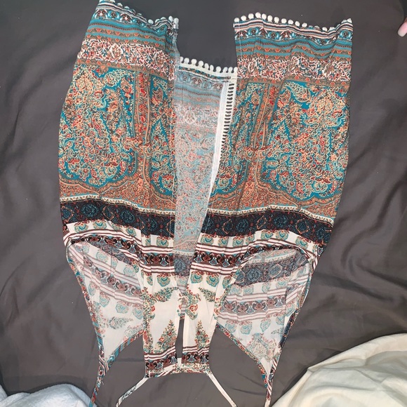 Top - Picture 2 of 2